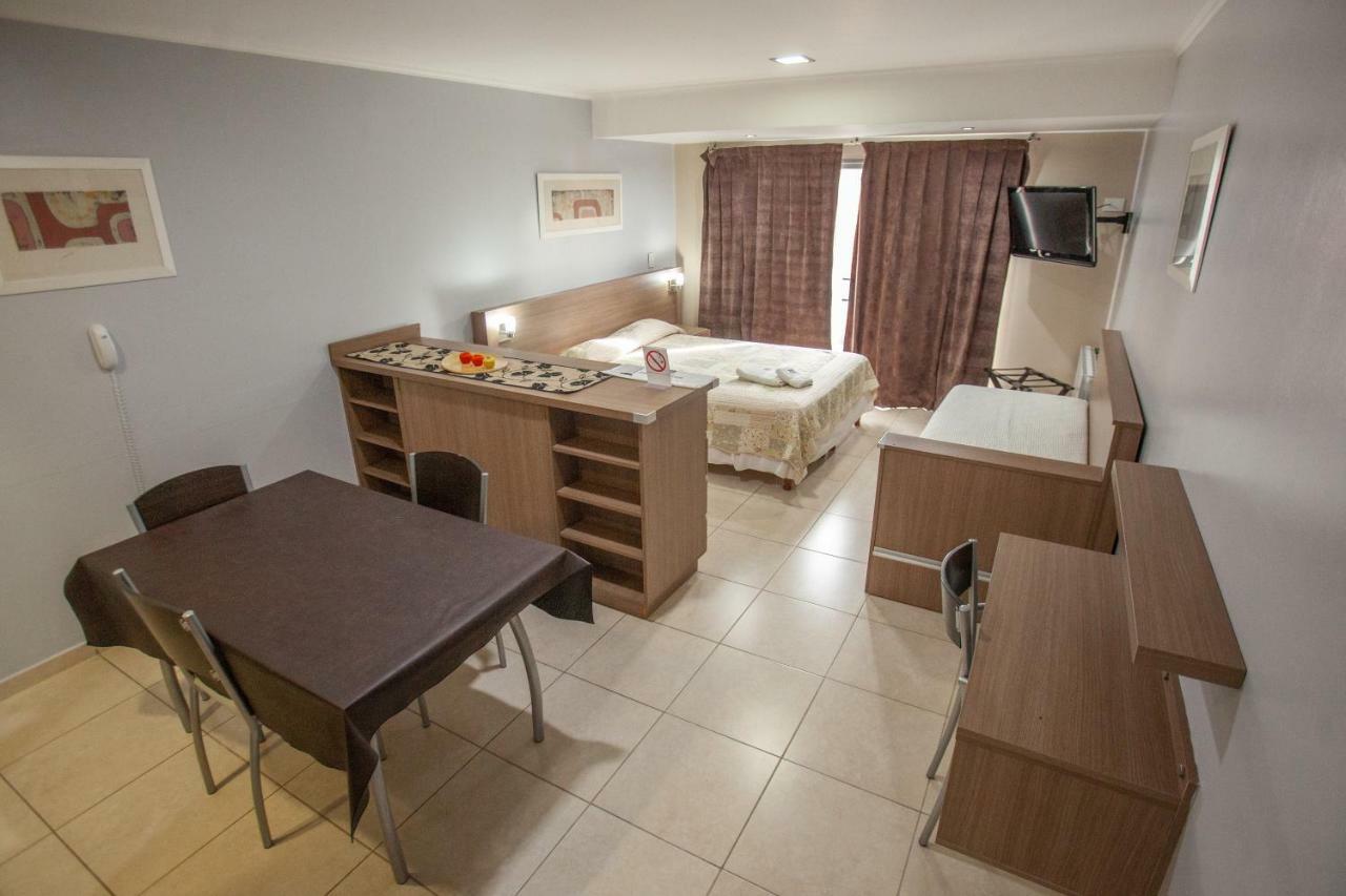 Apart Hotel Rivadavia 815 Neuquén Extérieur photo