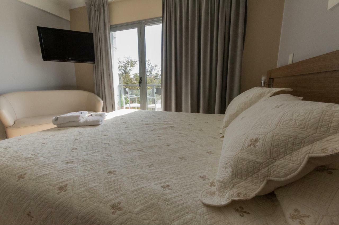 Apart Hotel Rivadavia 815 Neuquén Extérieur photo